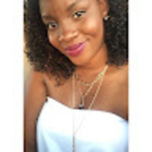 Meet your Posher, Gloria